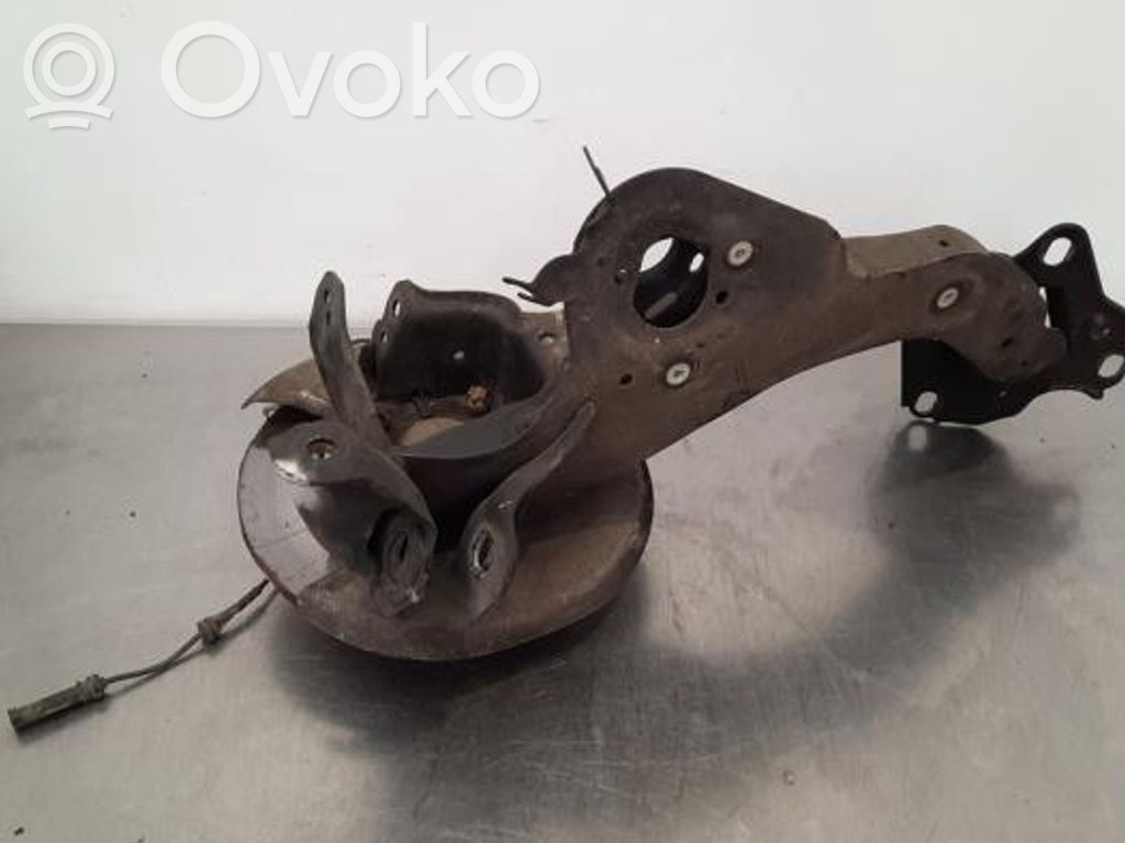 BMW 2 F46 Fuso a snodo con mozzo ruota posteriore 