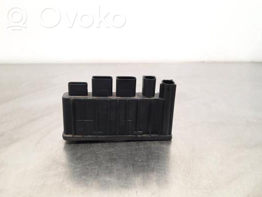 BMW X1 F48 F49 Unitate control antenă
