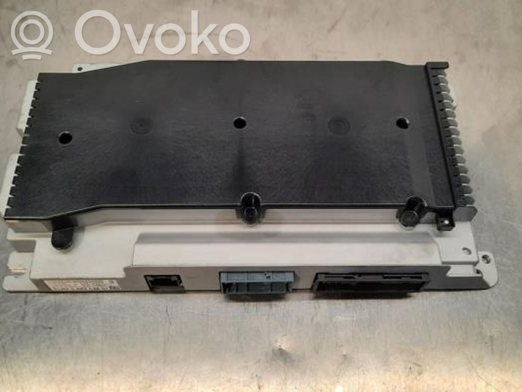 BMW iX Amplificateur de son 