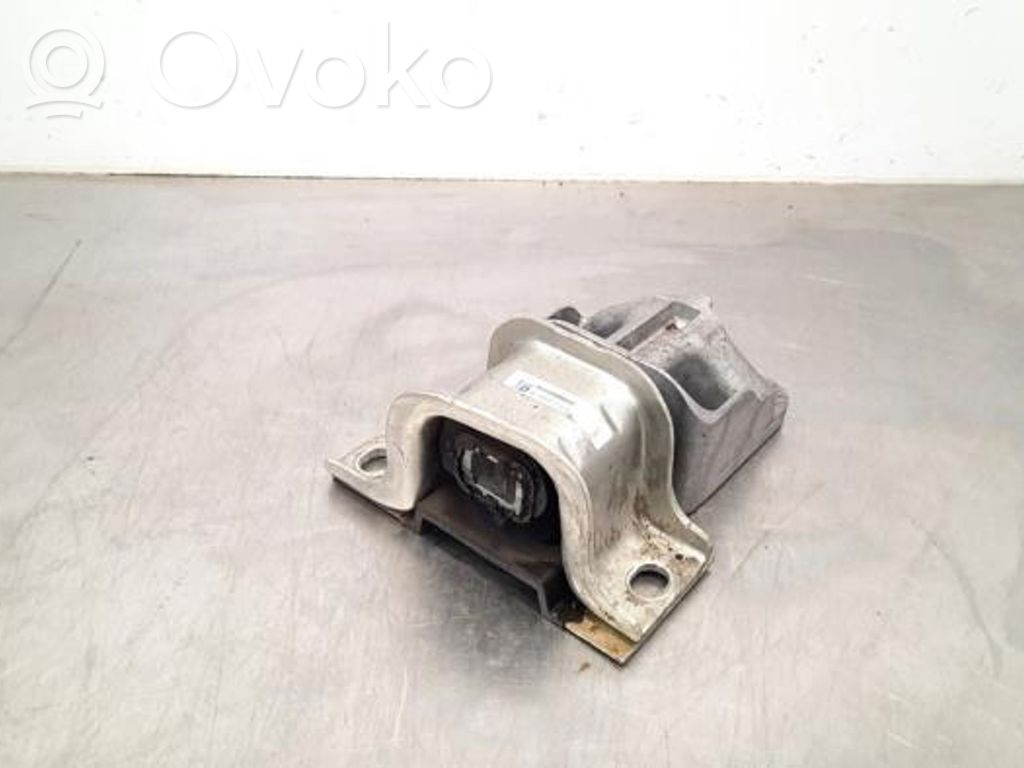 Engine mount bracket   1393896080,1393896080,1380043080,1613973680,1637130880