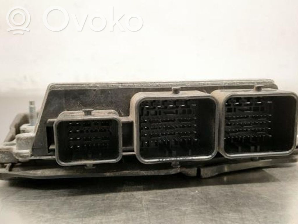 Peugeot 208 I Unitate/modul de control motor