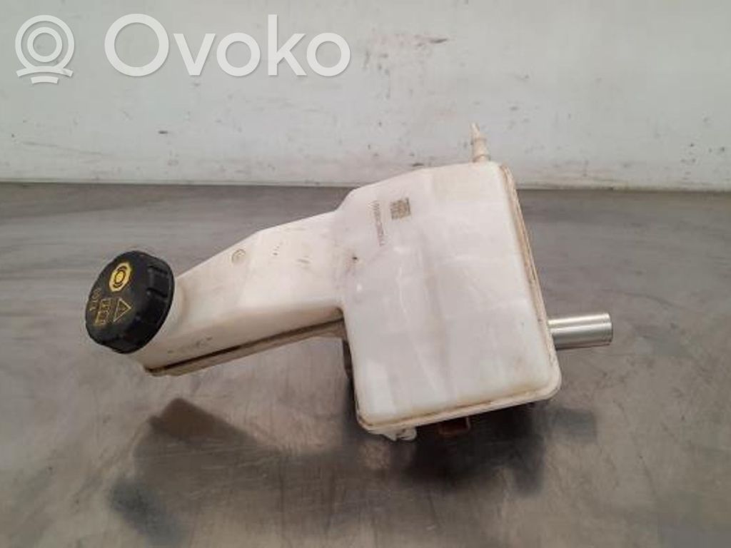 Opel Corsa F Pääjarrusylinteri 