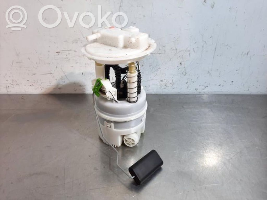 Bomba interna de combustible
