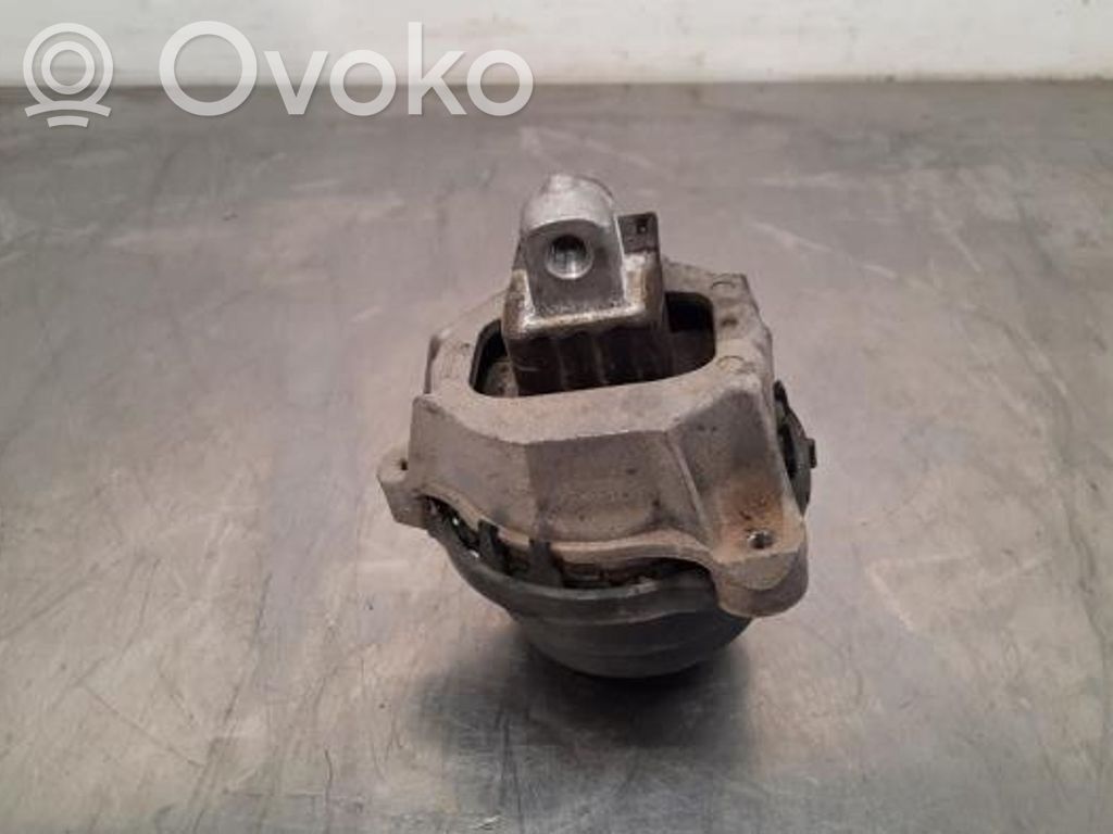 BMW 3 G20 G21 Engine mount bracket 