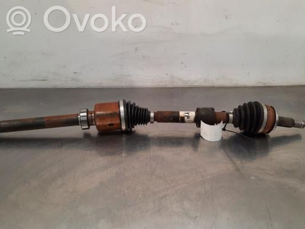 Nissan Qashqai J12 Półoś przednia 