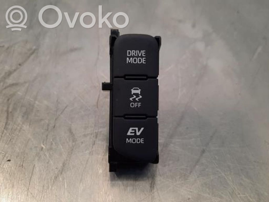 Toyota Yaris XP210 Otros interruptores/perillas/selectores 