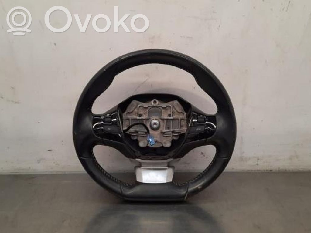 Peugeot 308 Steering wheel 