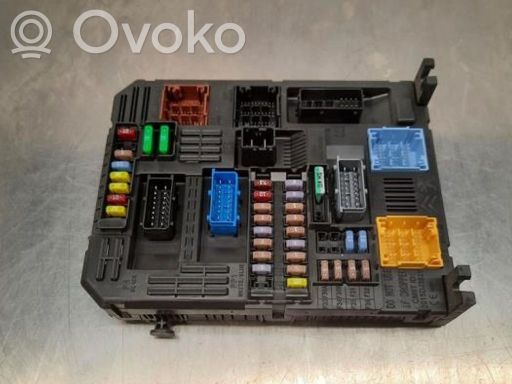 Fuse box set   9845141280,9845141280