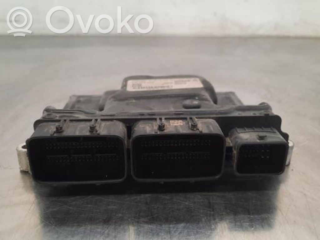 Renault Trafic III (X82) Engine control unit/module 