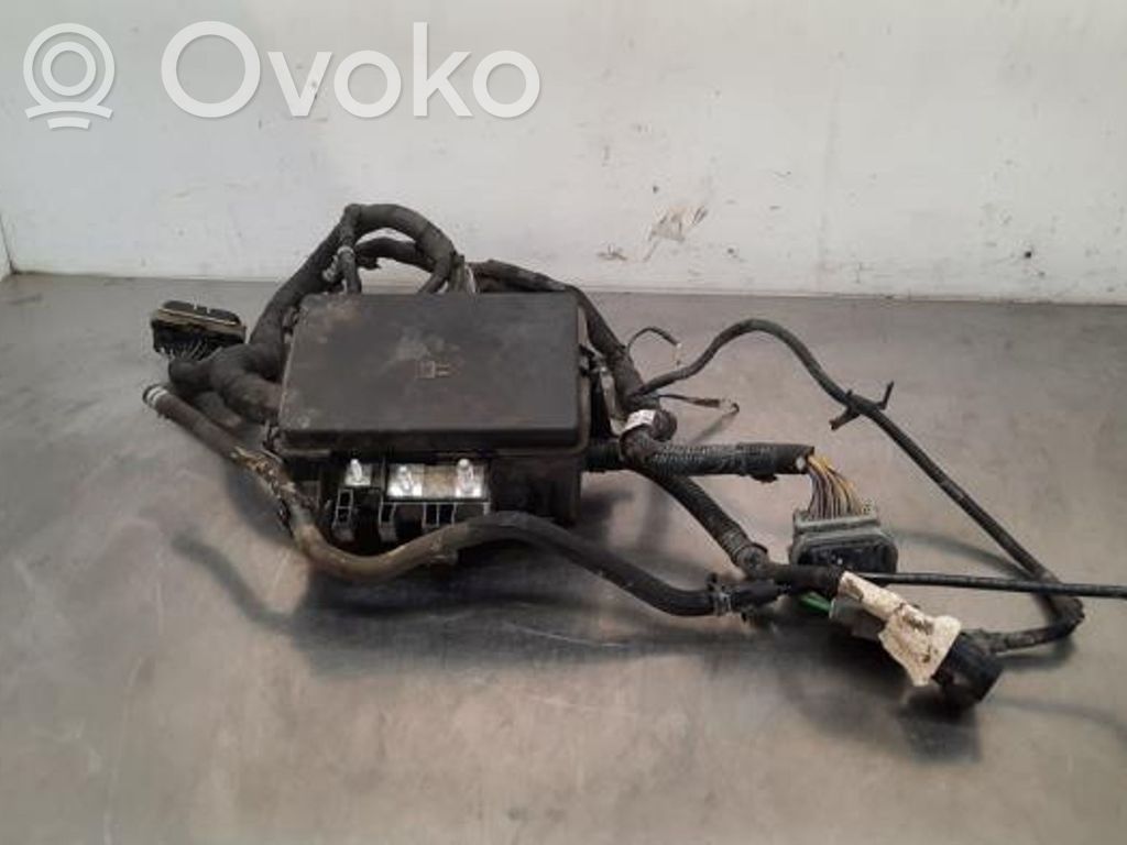 Ford Transit Skrzynka bezpieczników / Komplet 