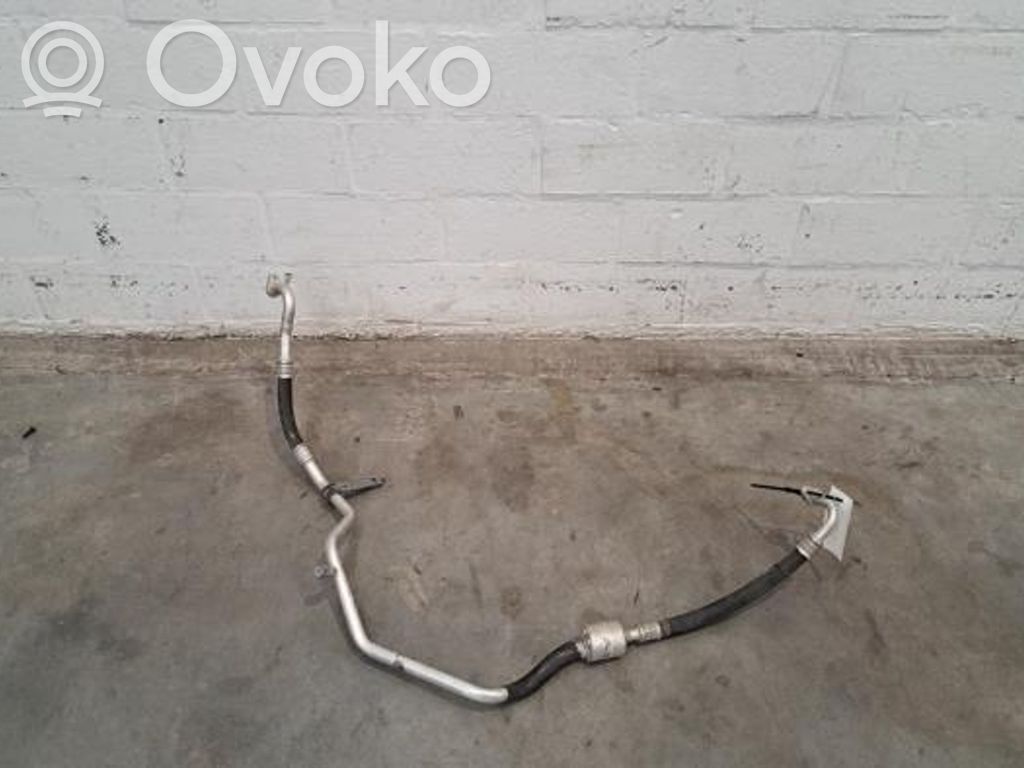 Peugeot 208 I Ilmastointilaitteen putki (A/C) 