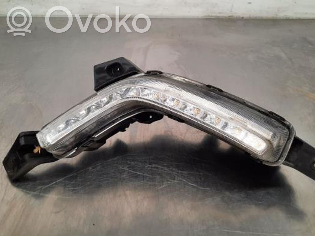 Hyundai i10 Proiector lumini zi LED 