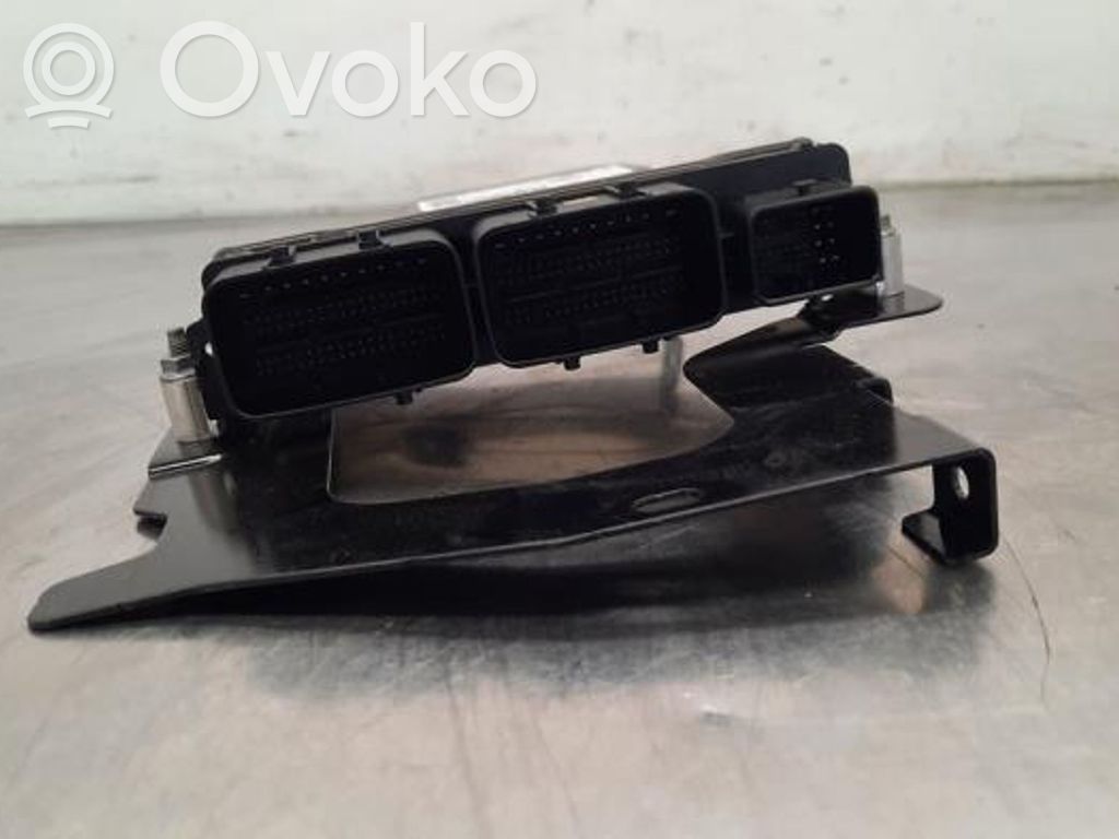 Renault Trafic III (X82) Engine control unit/module 