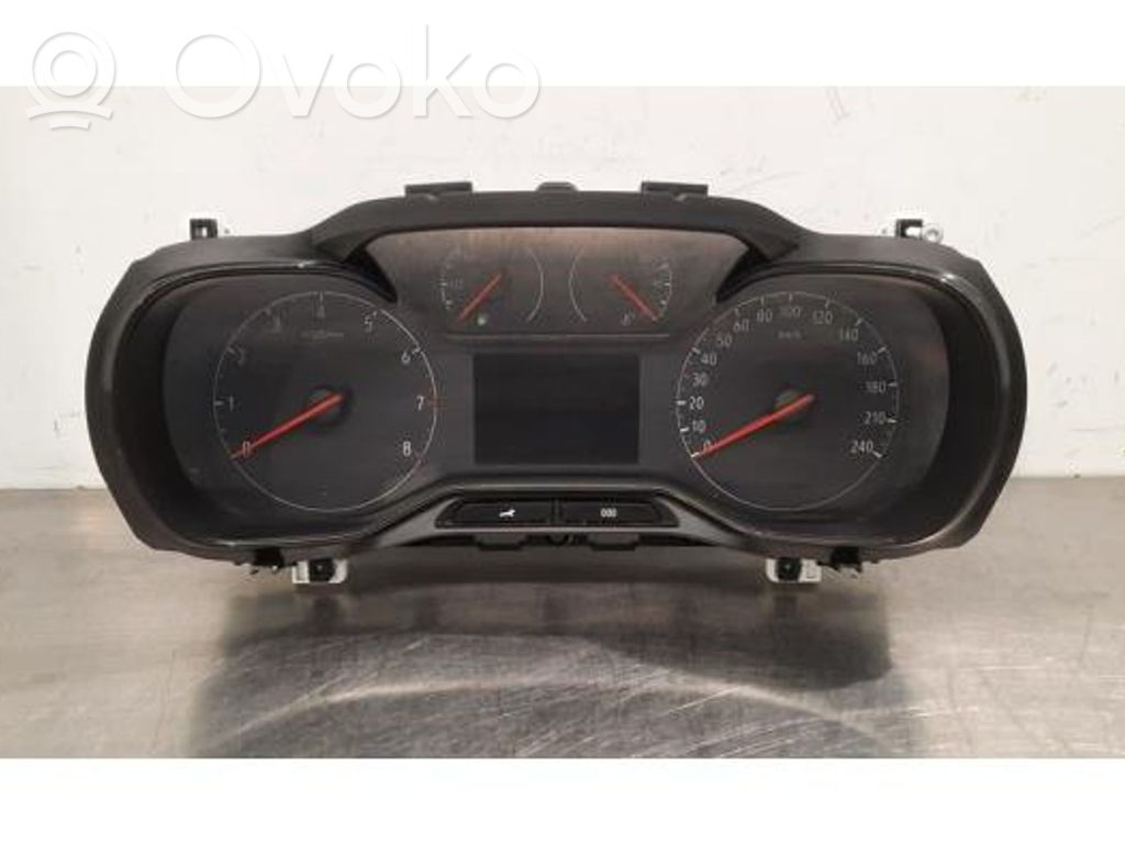 Opel Combo E Speedometer (instrument cluster) 