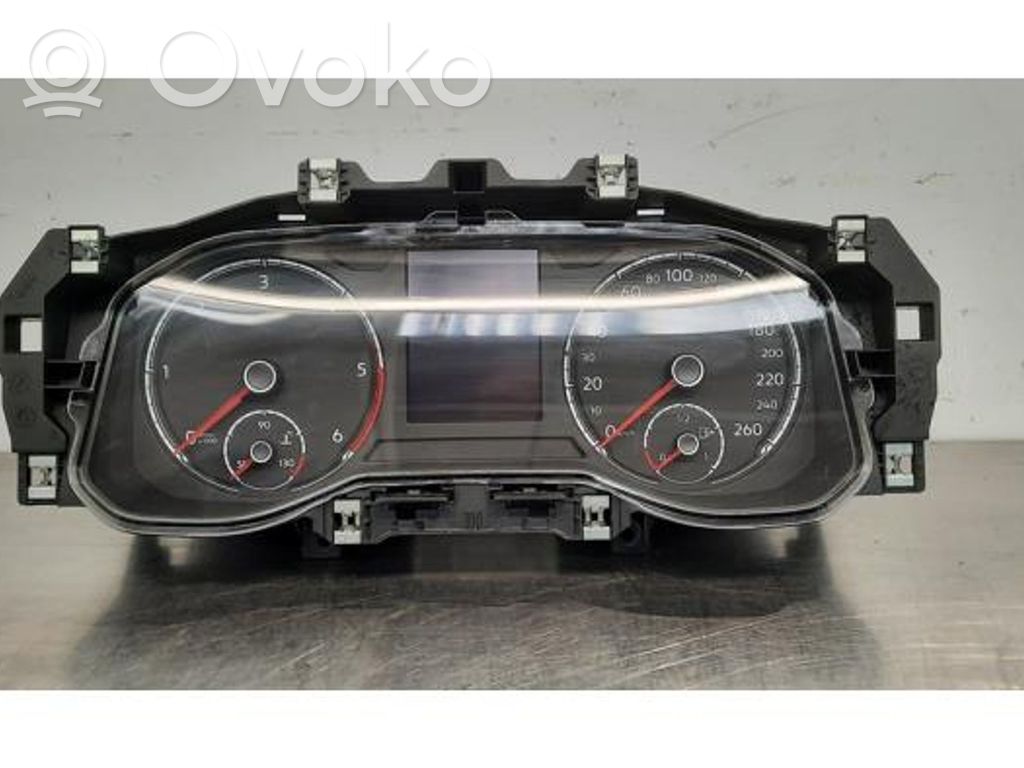 Volkswagen Polo VI Speedometer (instrument cluster) 