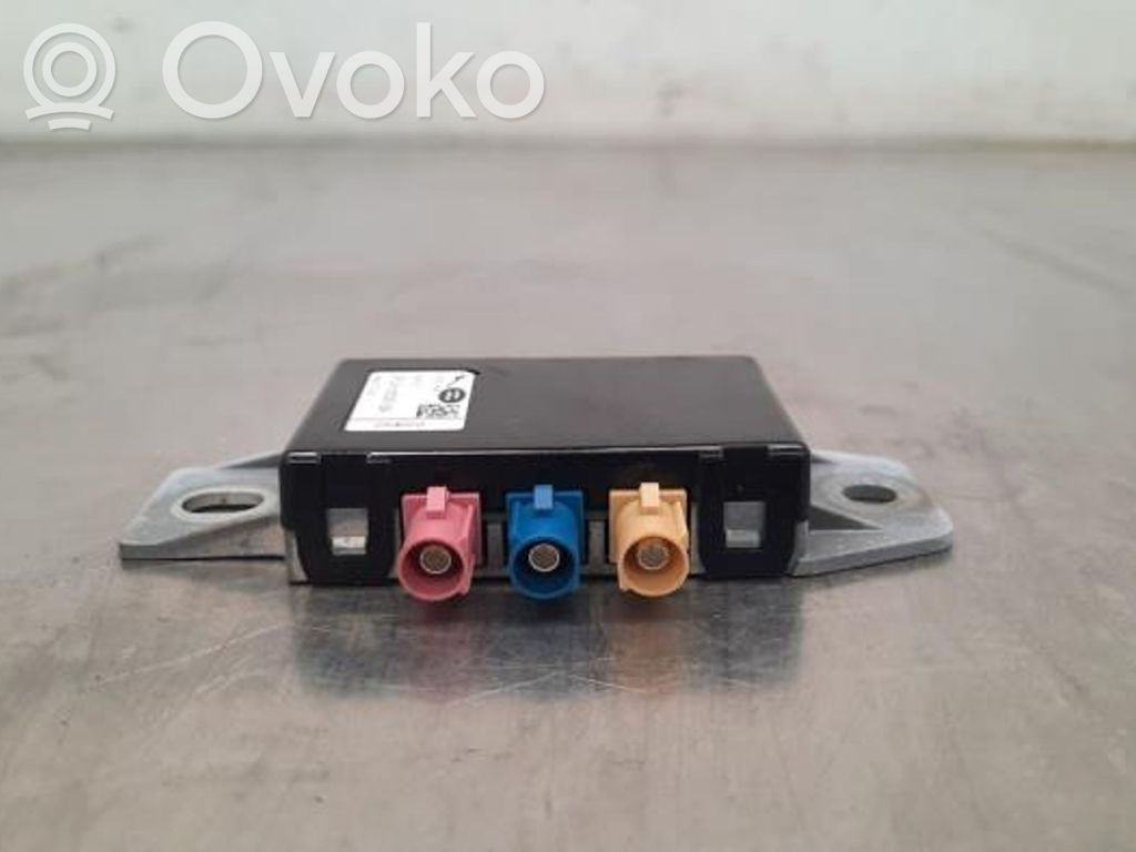 Land Rover Defender Antena (GPS antena) 