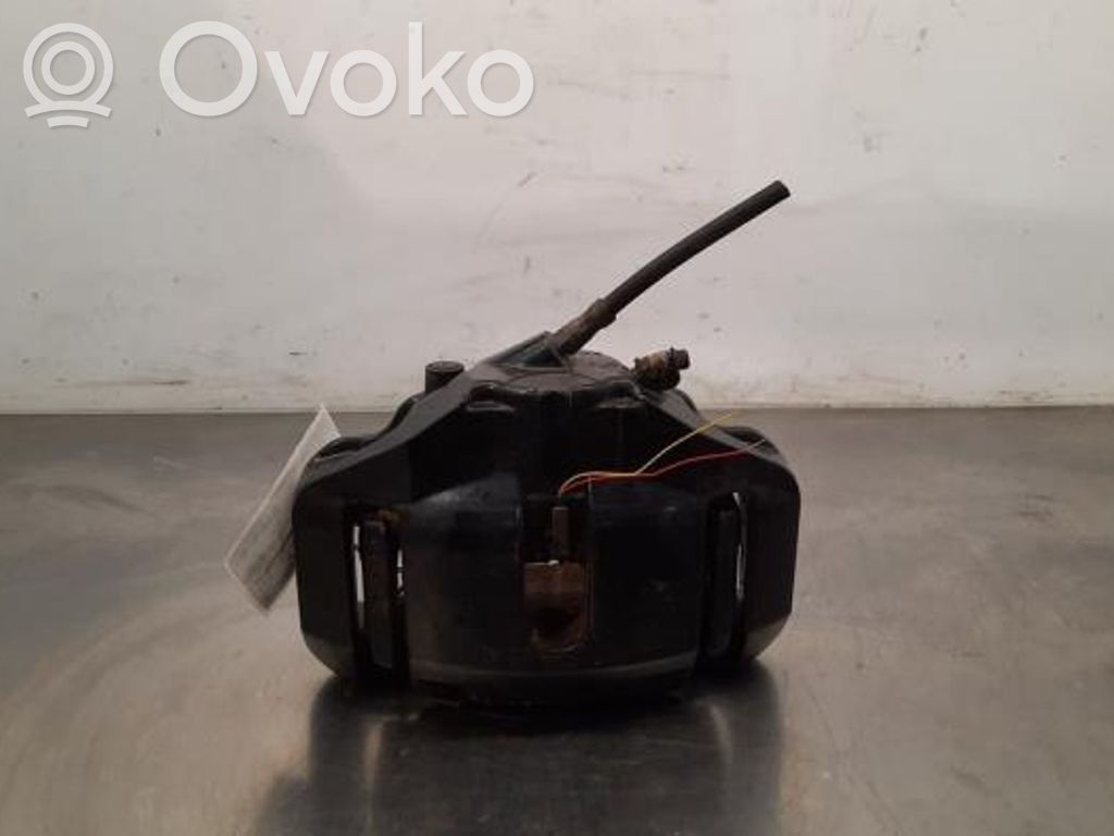 BMW M3 e92 Front brake caliper 