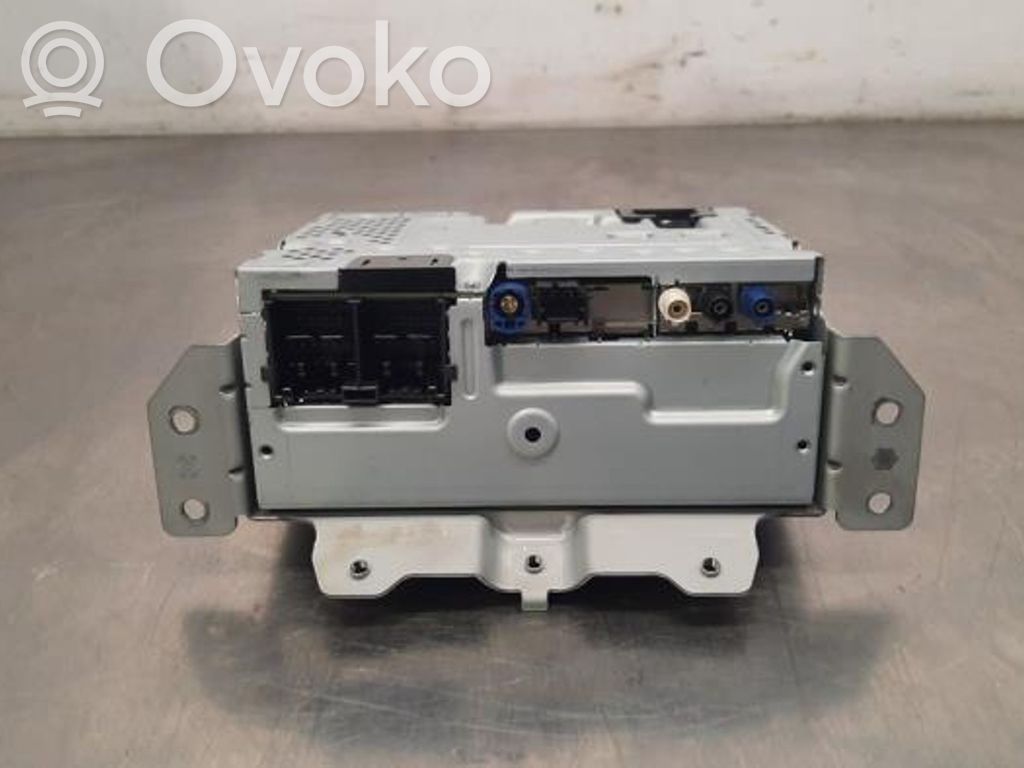 Ford Fiesta Panel / Radioodtwarzacz CD/DVD/GPS 