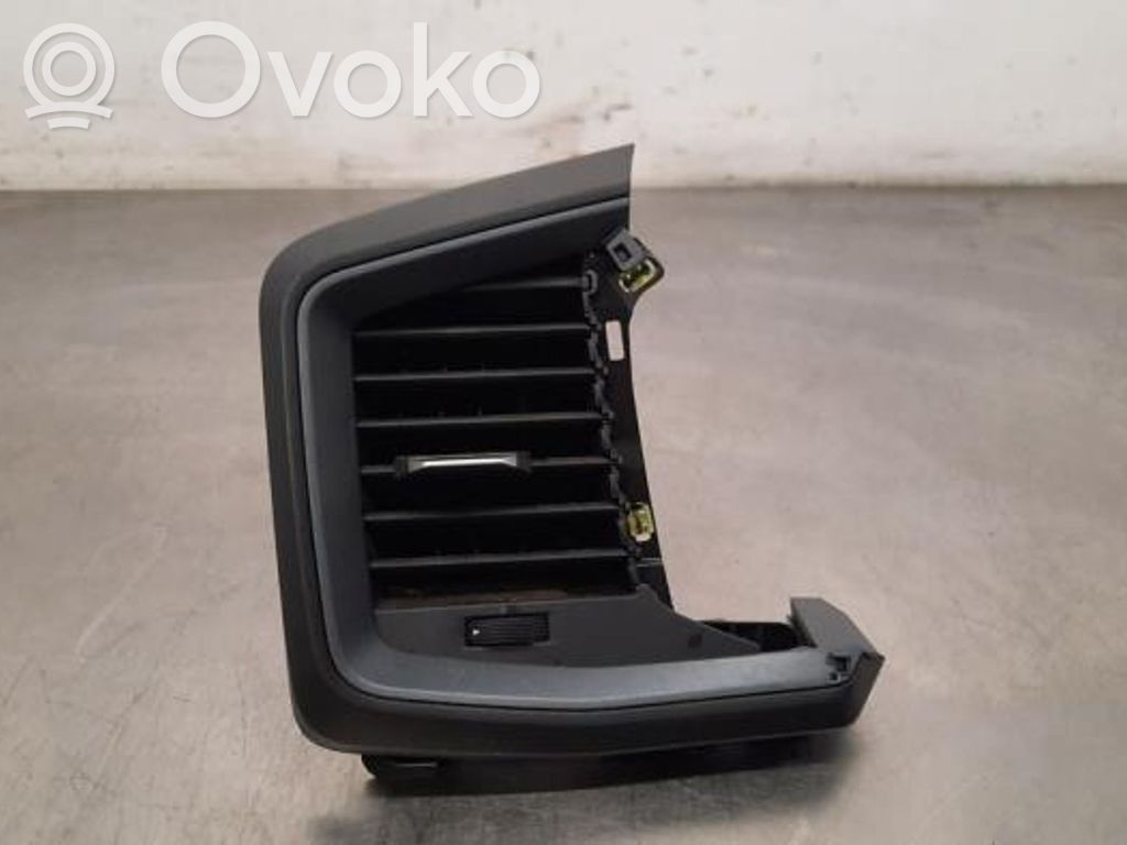Audi A1 Griglia di ventilazione centrale cruscotto 
