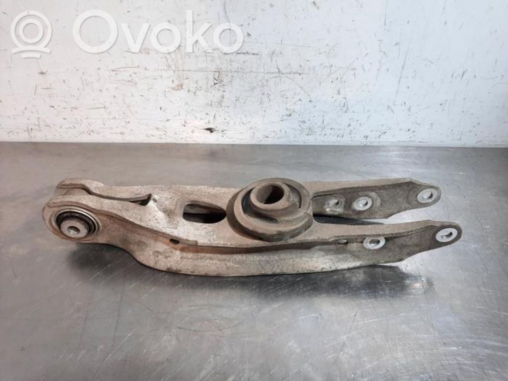 Audi A4 S4 B9 8W Braț control spate 