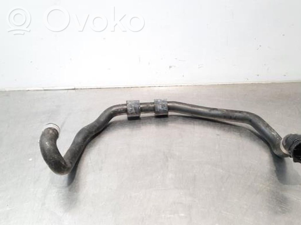 Porsche Taycan 9J1 Conductă/furtun lichid de răcire motor 