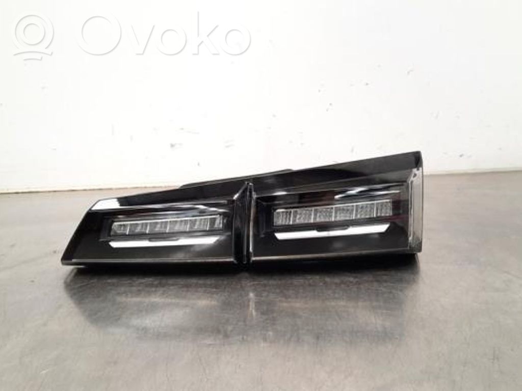Peugeot 408 II Lampă spate în caroserie 