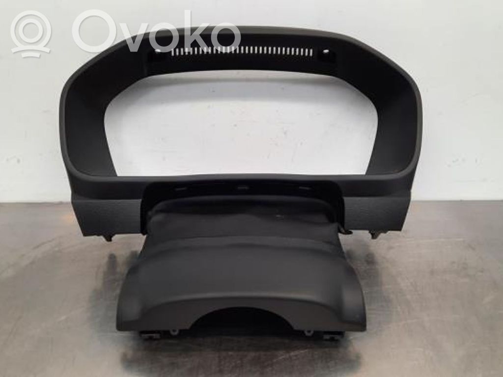 Volvo XC40 Moldura del panel 