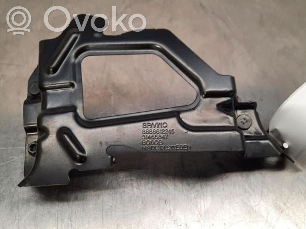 Volvo XC40 Inne części komory silnika 