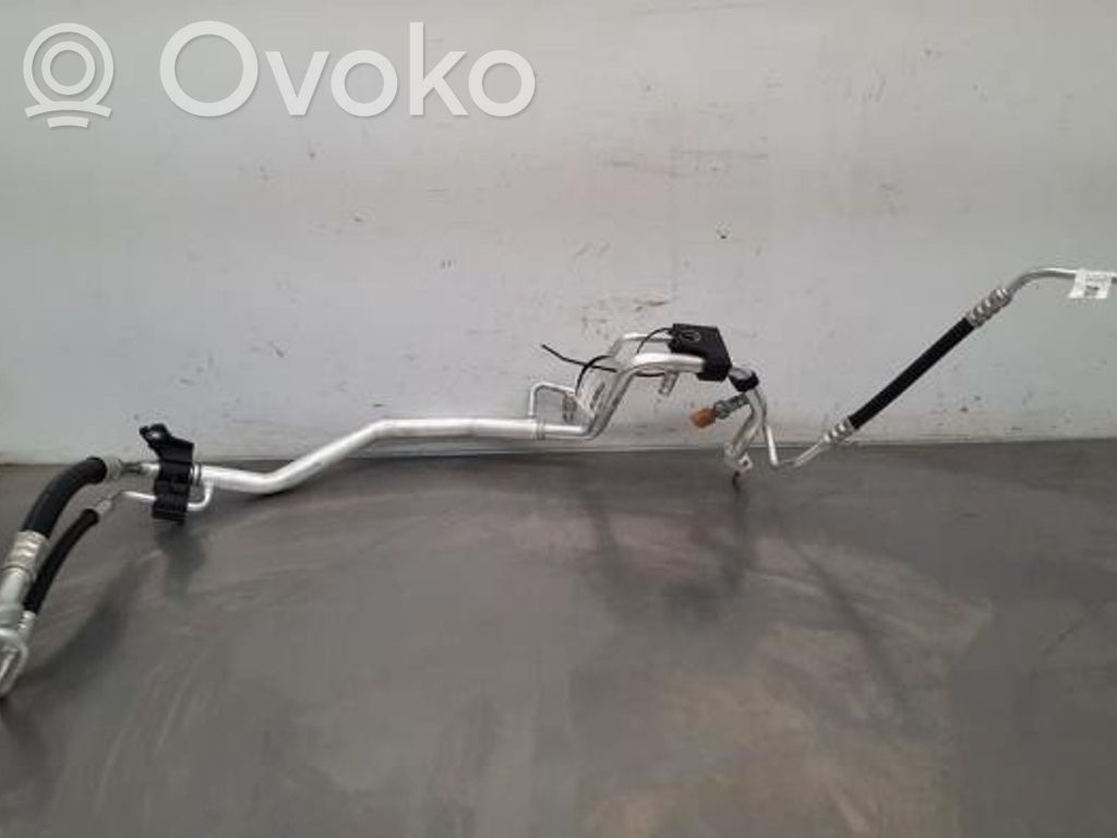Ilmastointilaitteen putki (A/C)   9839376380,9839376380