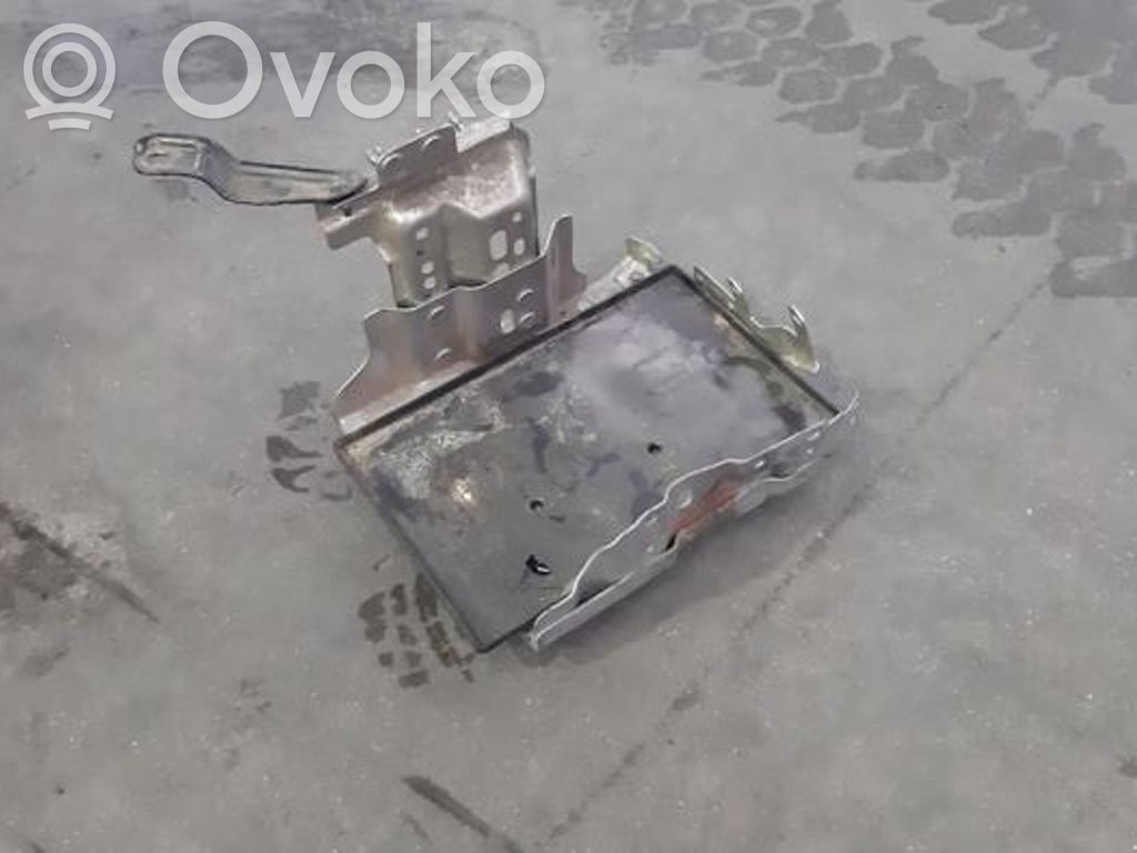 Nissan Qashqai Podstawa / Obudowa akumulatora