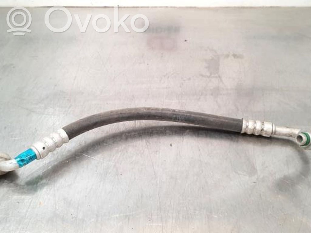 KIA Venga Ilmastointilaitteen putki (A/C) 