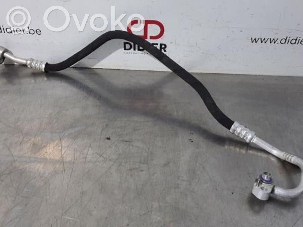 Ilmastointilaitteen putki (A/C)   9354550