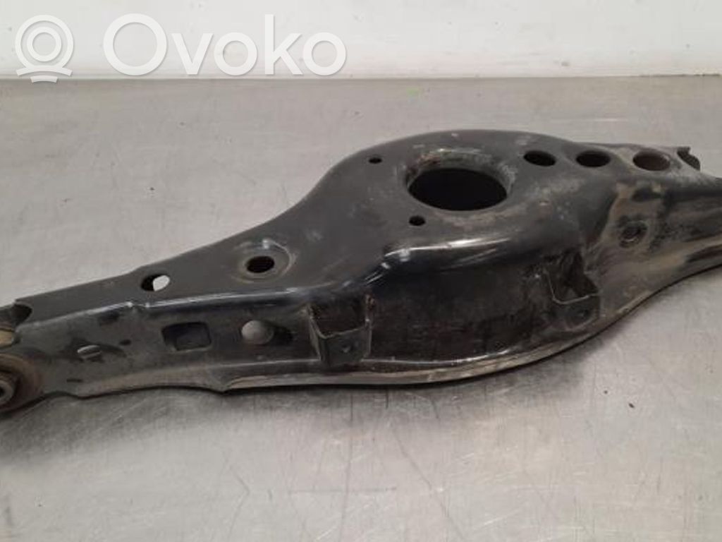 Toyota Auris E180 Braț control spate 