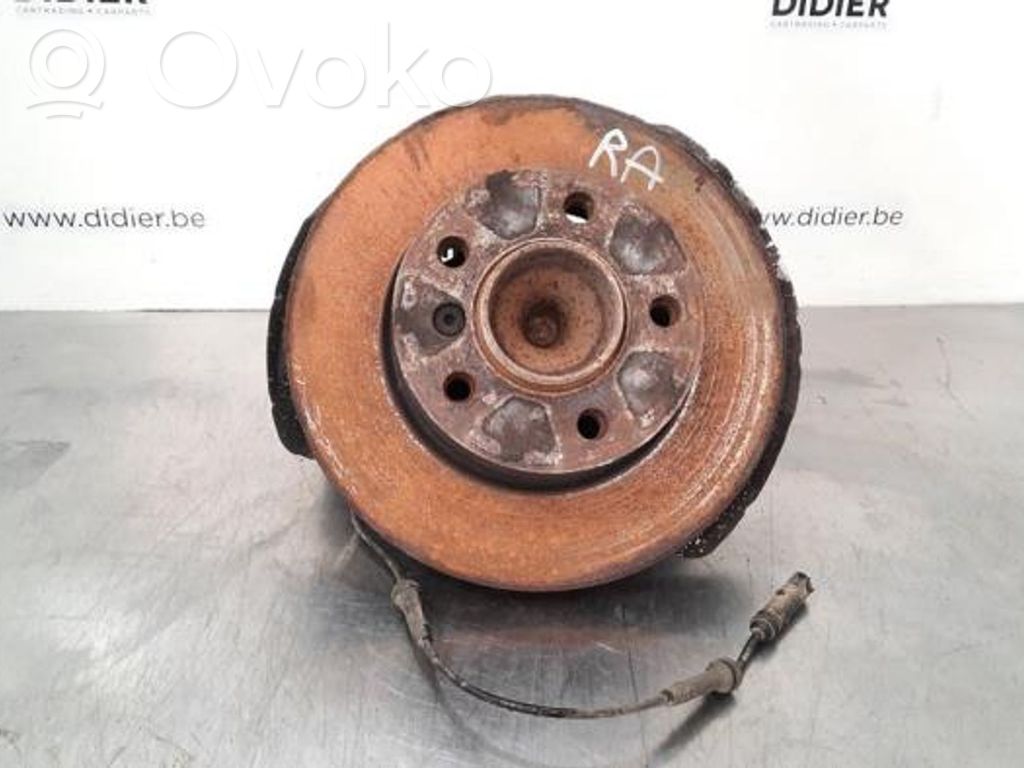 BMW 1 F20 F21 Fusée d'essieu de moyeu de la roue avant