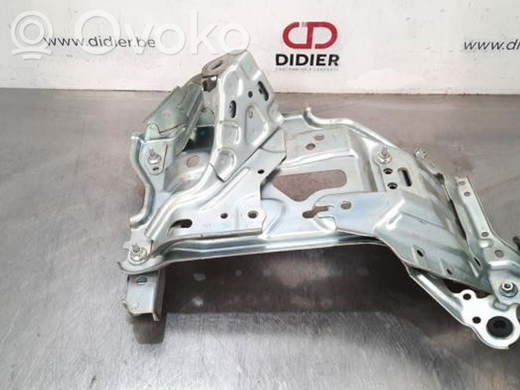 Toyota Yaris Alte piese compartiment motor
