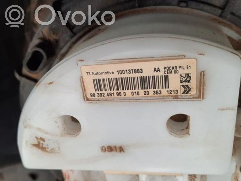 Peugeot 208 II Bomba interna de combustible 