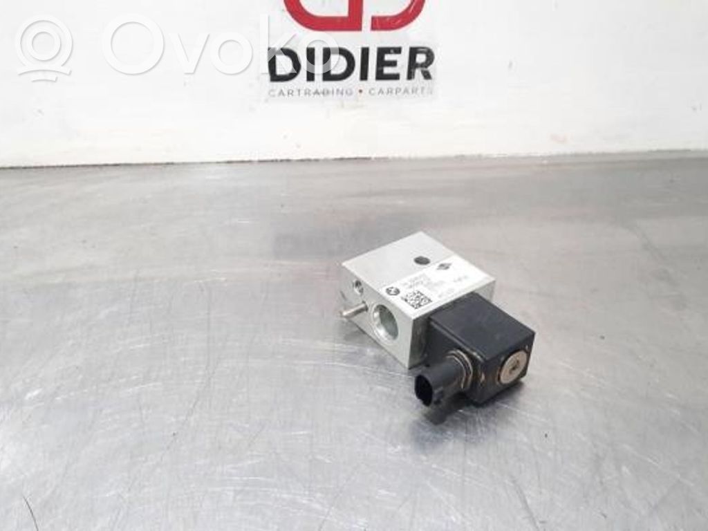 BMW 3 F30 F35 F31 Válvula de expansión del aire acondicionado (A/C) 
