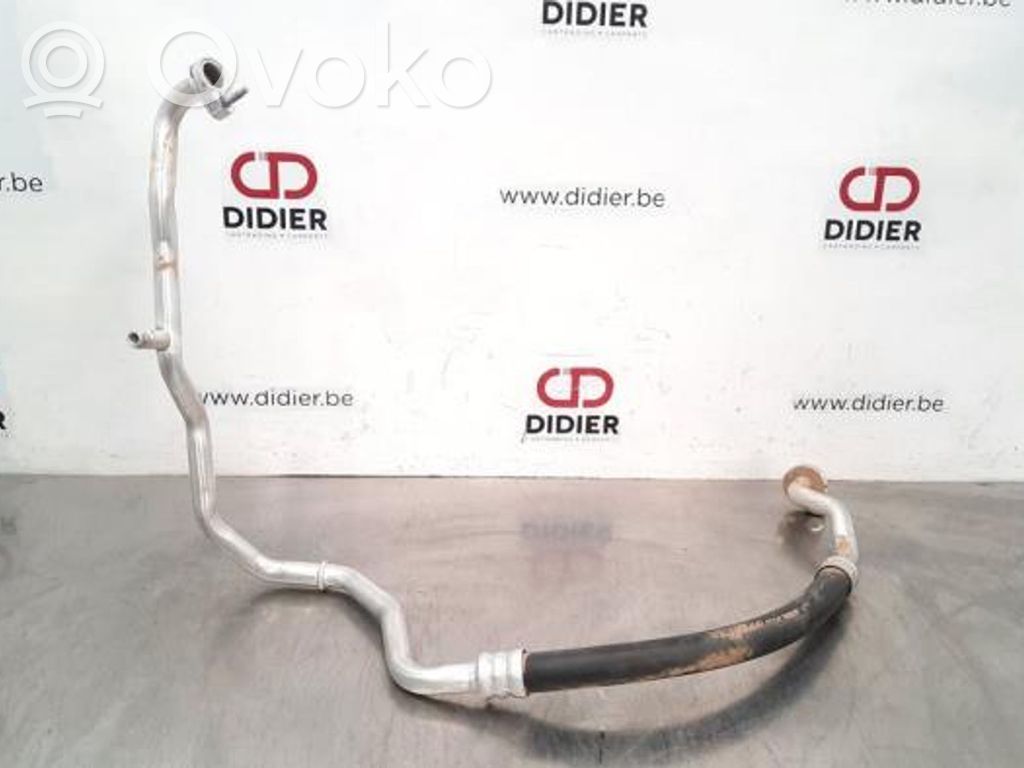 Ilmastointilaitteen putki (A/C)   5Q0816743