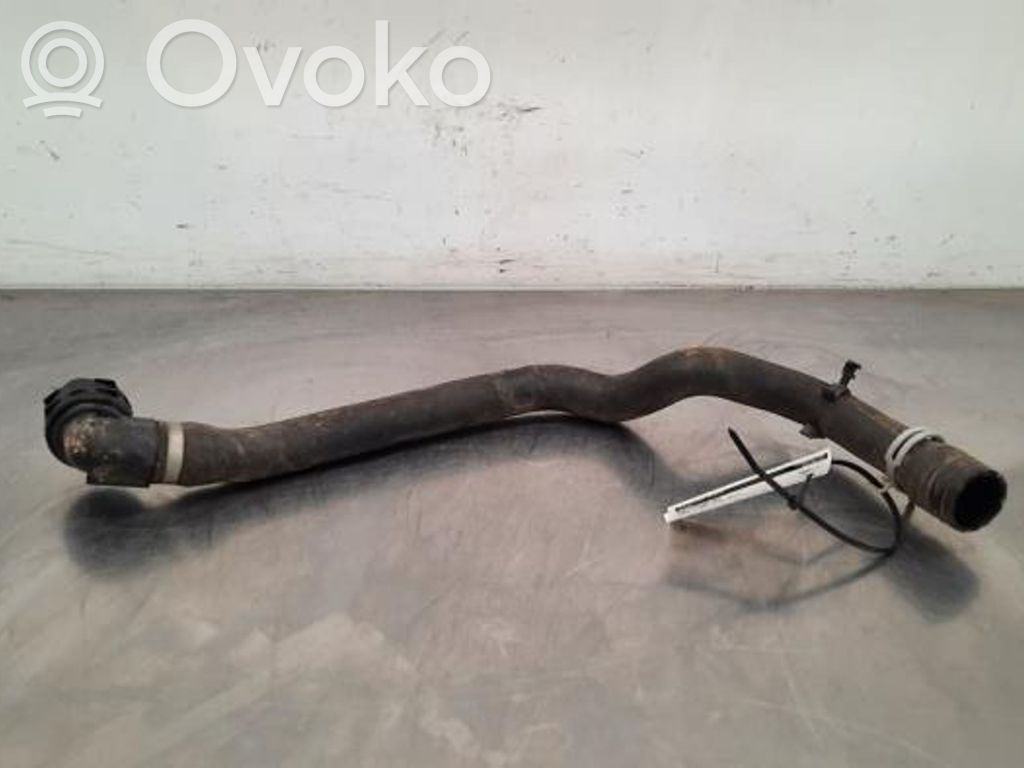 Engine coolant pipe/hose   9V618286CC,9V618286CC