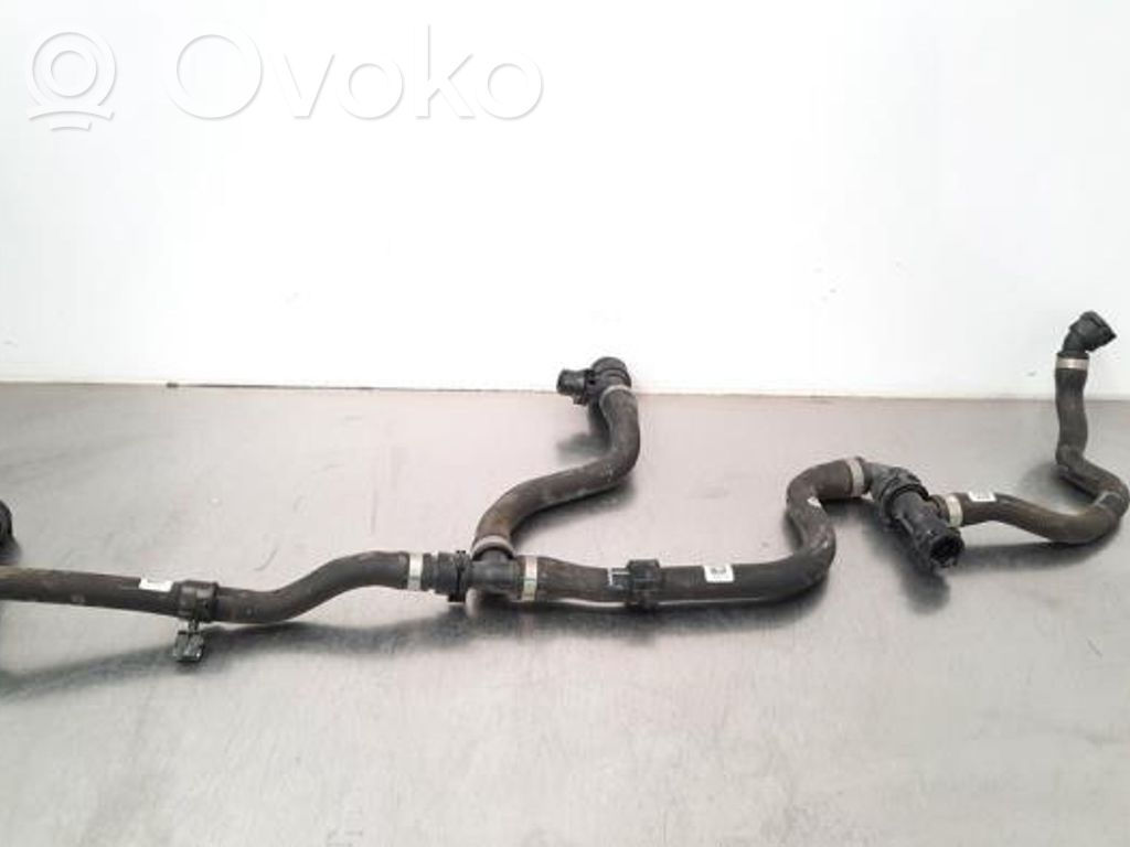 BMW 3 G20 G21 Conductă/furtun lichid de răcire motor 