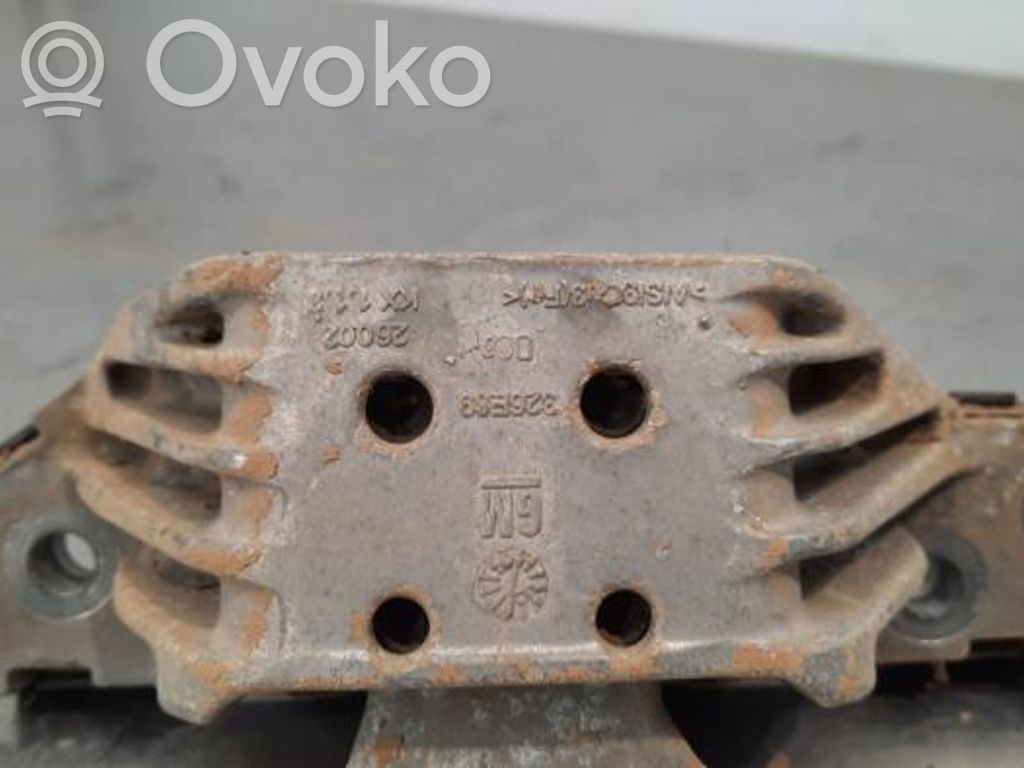 Soporte de montaje del motor   13363900