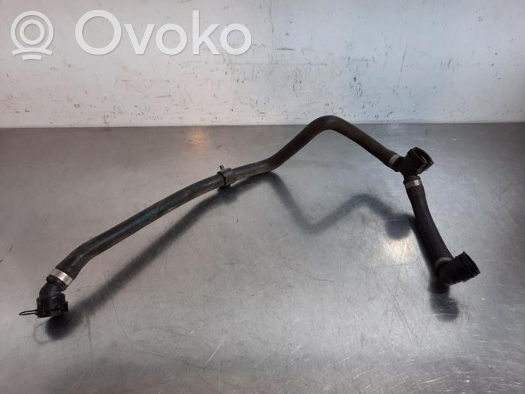 BMW 1 F20 F21 Engine coolant pipe/hose 