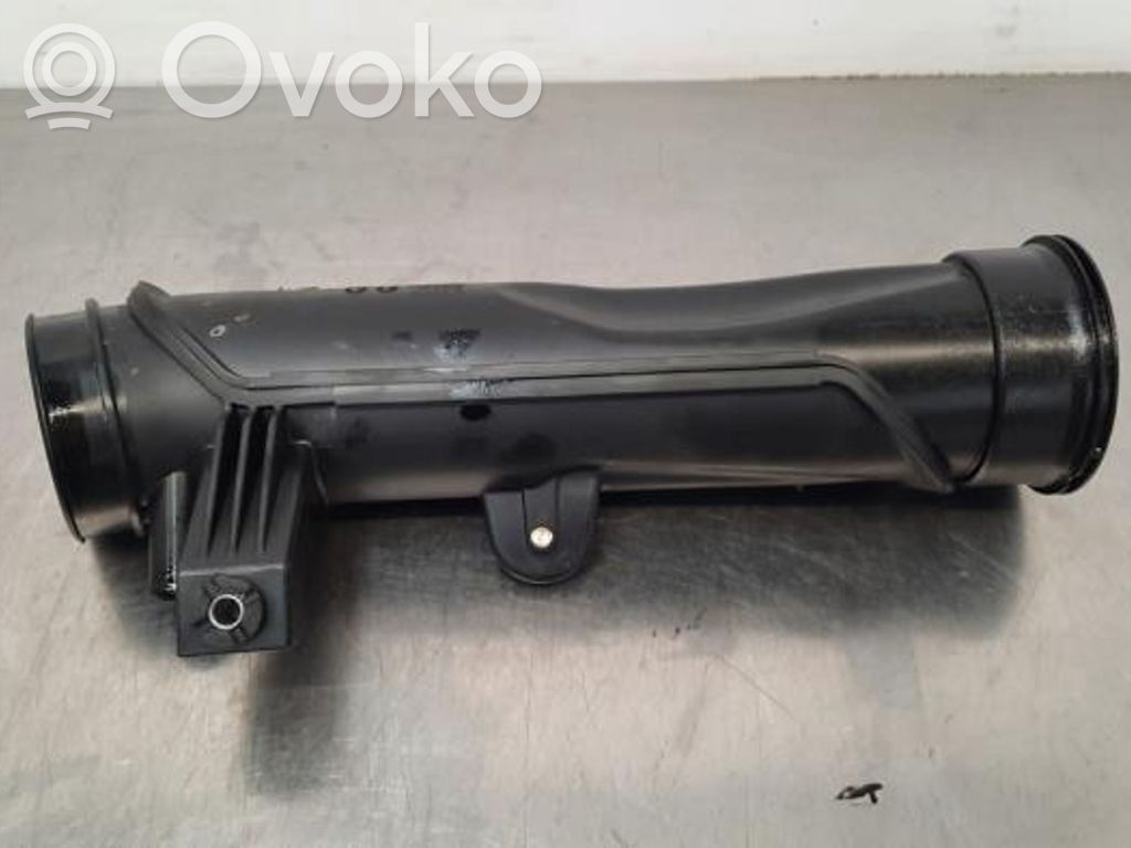 Volvo XC40 Tubo di aspirazione dell’aria 