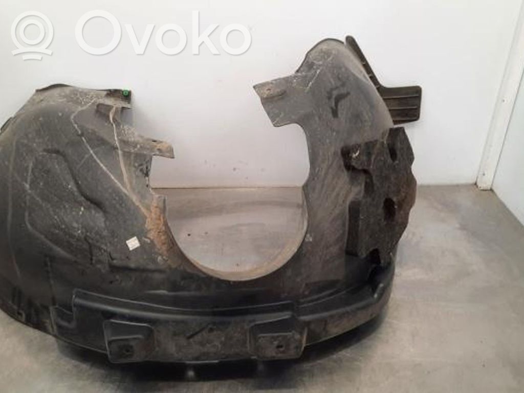 Volvo XC40 Nadkole przednie 