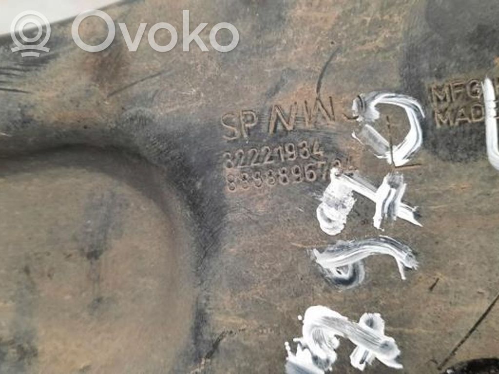 Volvo XC40 Рычаг 