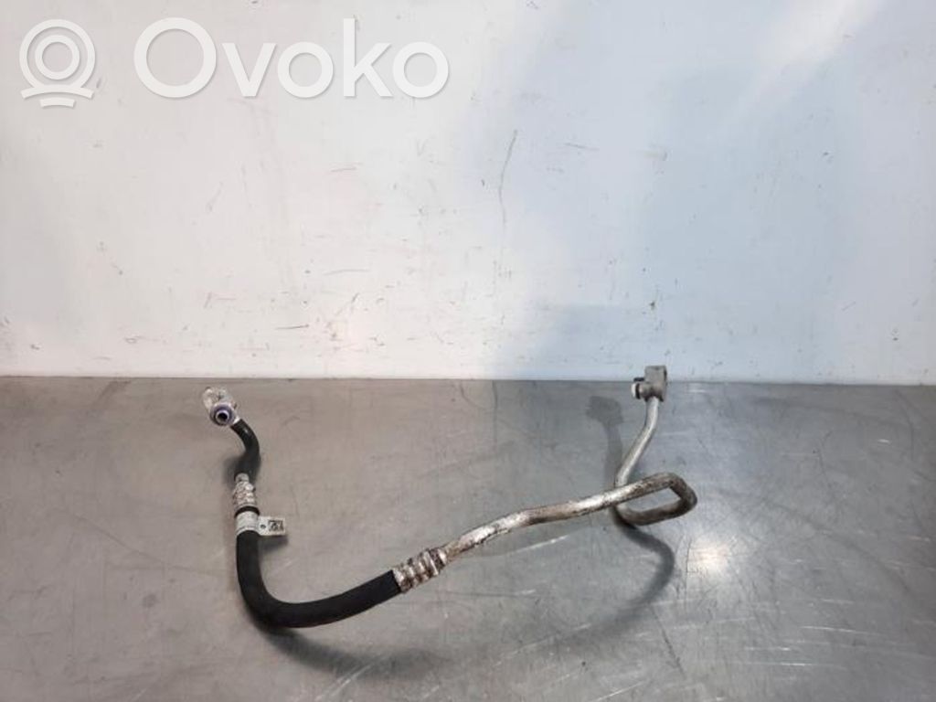 BMW X1 F48 F49 Conductă/furtun aer condiționat (A/C) 