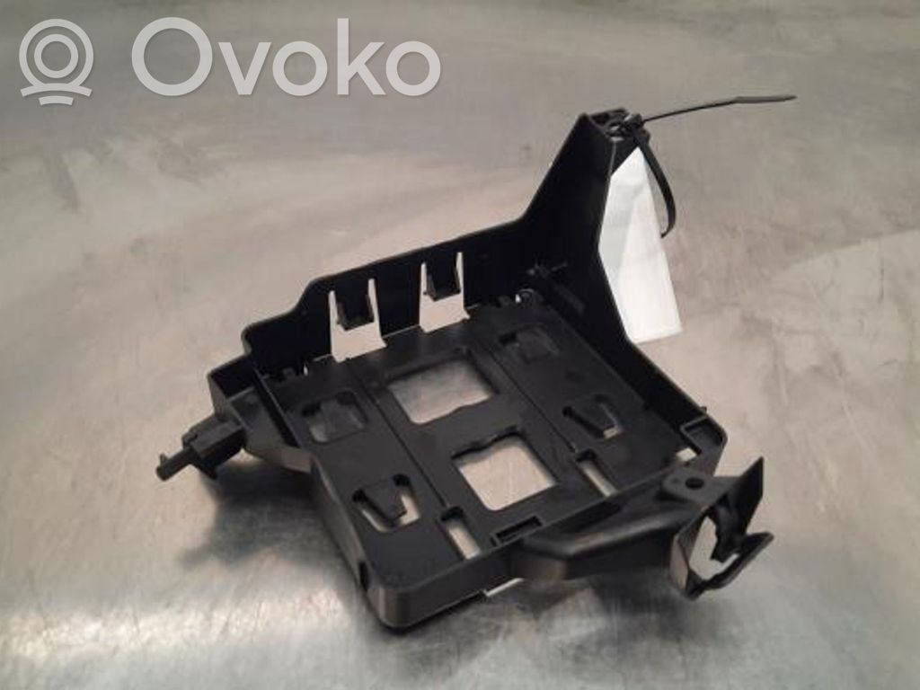 Audi A4 S4 B9 8W Alte piese compartiment motor 