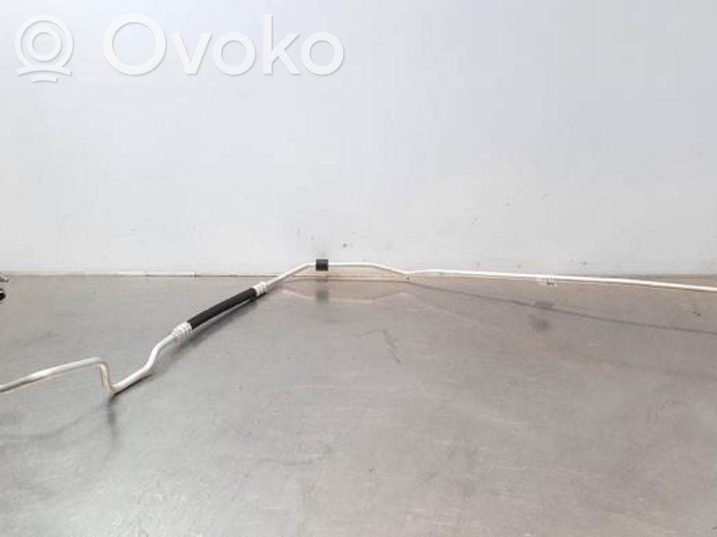 Ilmastointilaitteen putki (A/C)   64539354579,9354579,9354579