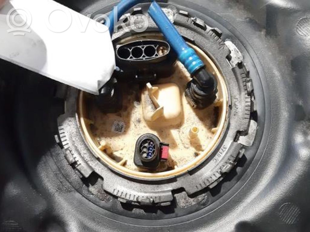Bomba interna de combustible   8W0919088K