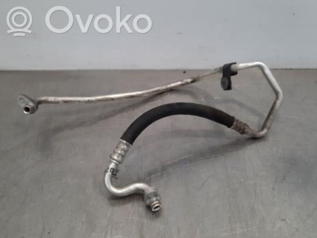 Ilmastointilaitteen putki (A/C)   9814744680